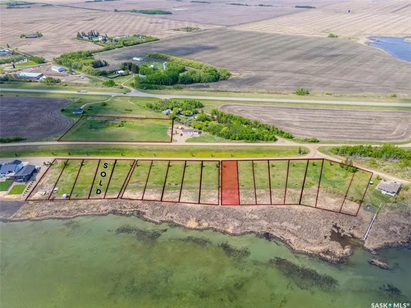 790 Lakeshore DRIVE, Meota, SK S0M 1X0
