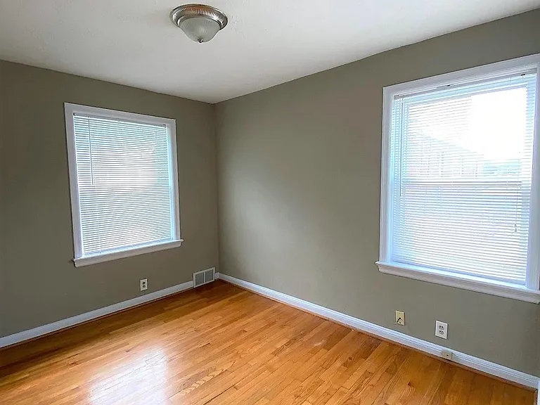 7631 Delmar Blvd #1 — Photo 10