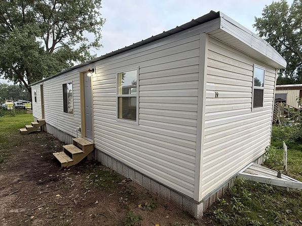 2110 22nd Ave S LOT 19