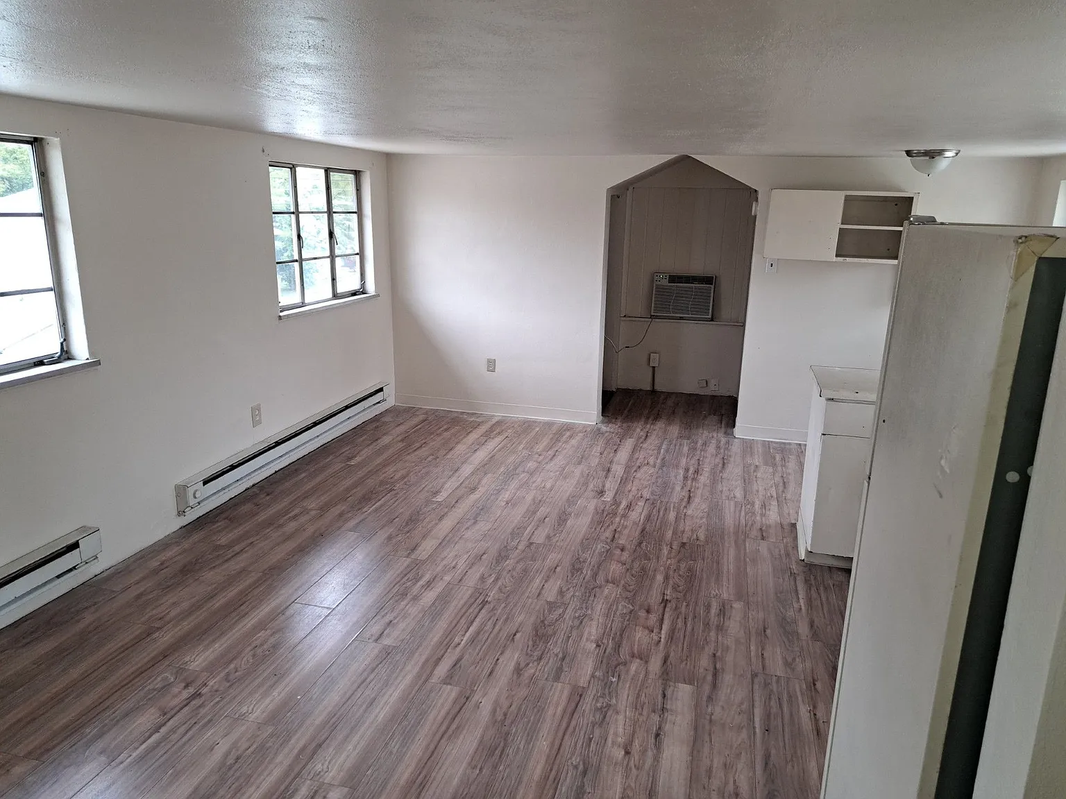 1 bed, 1.0 bath, 350 sqft, $600 — Photo 3