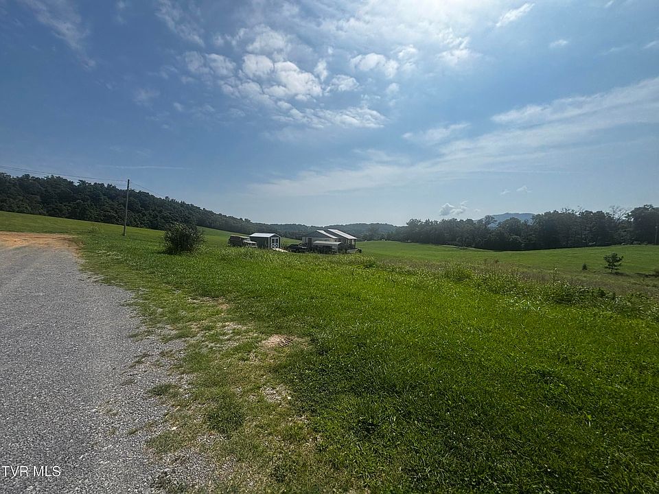 1st image of 656 Rock Hill Rd