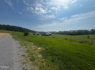 656 Rock Hill Rd, Newport, TN 37821