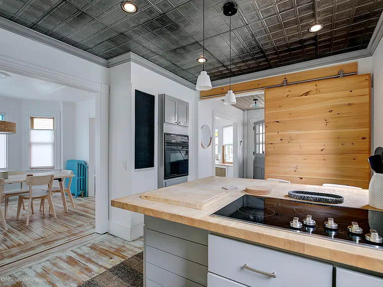 19 Congdon Ave — Photo 6