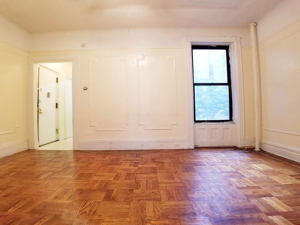 2nd image of 1050 Bergen St APT 4A