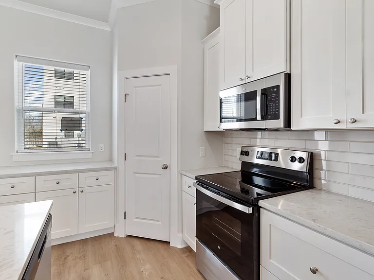 310 Fairway Dr #113 — Photo 19