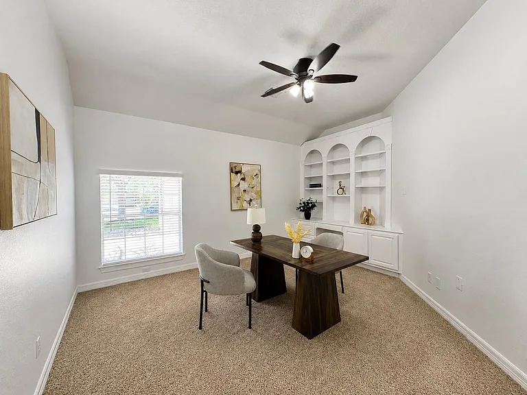 3301 Elm Creek Dr — Photo 20
