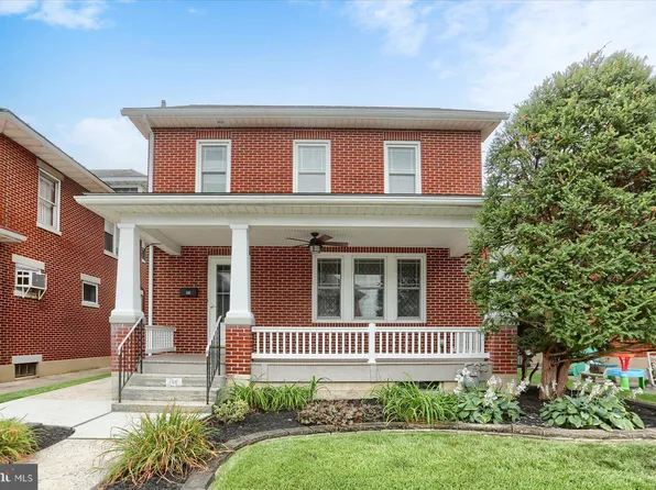 146 W Granada Ave, Hershey, PA 17033