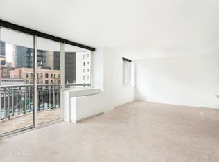 224 E 52nd St APT 7, New York, NY