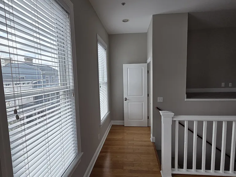 302 Lorch St #201 — Photo 14