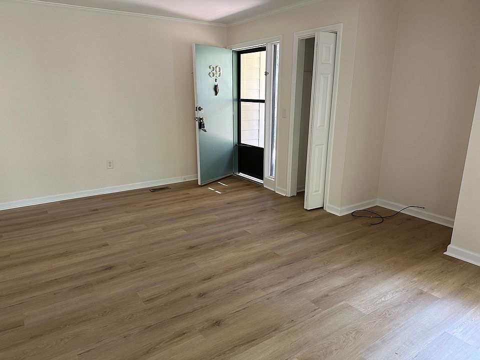 1st image of 125 Cordillo Pkwy #39