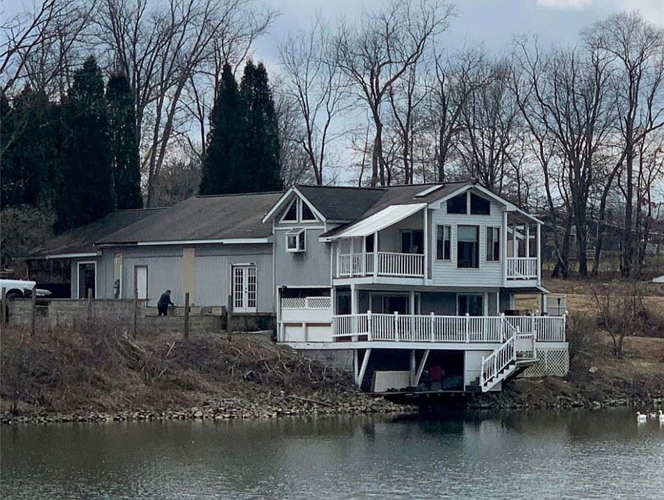 1st image of 197 Golden Pond Ln