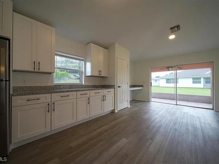 1502 Scholar Ct — Photo 6
