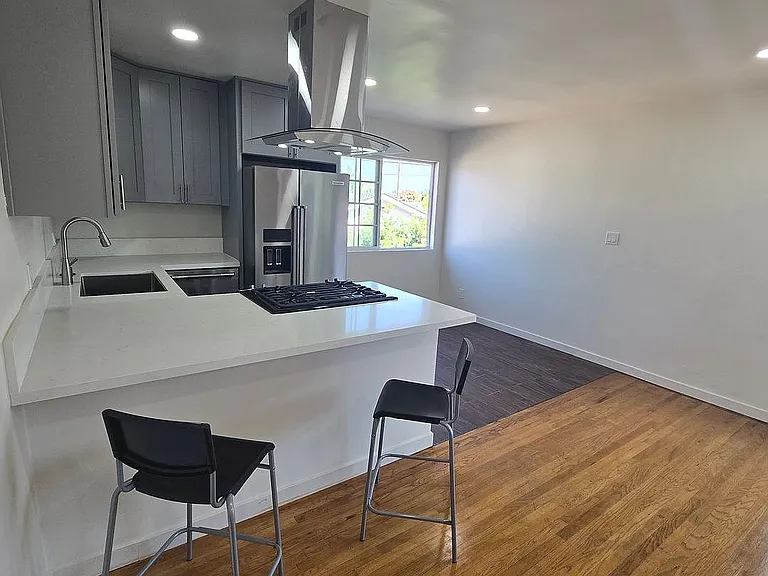 2507 Obama Blvd #4 — Photo 16