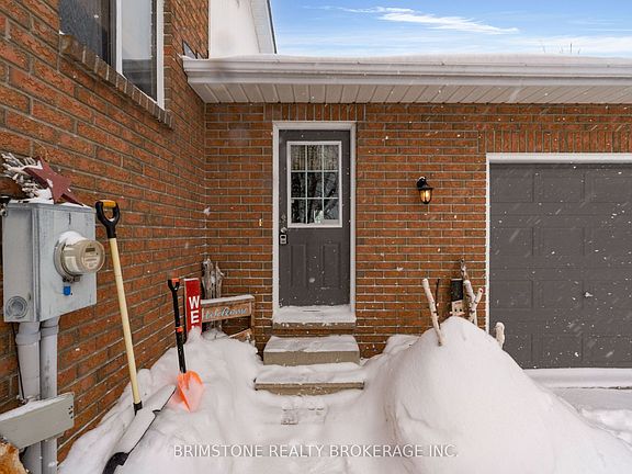 3rd image of 220 Morgan Rd