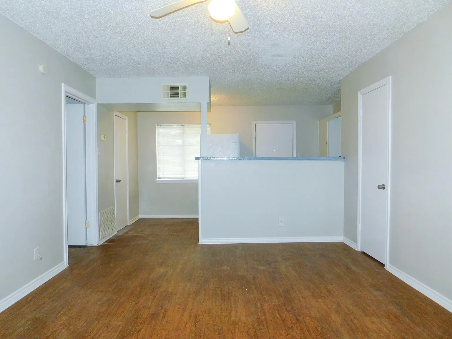 1 bed, 775 sqft, $895 — Photo 4