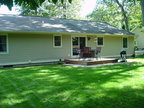5th image of 13947 Great Oak Ave