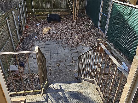 3rd image of 38 Sherman Ave Floor 2