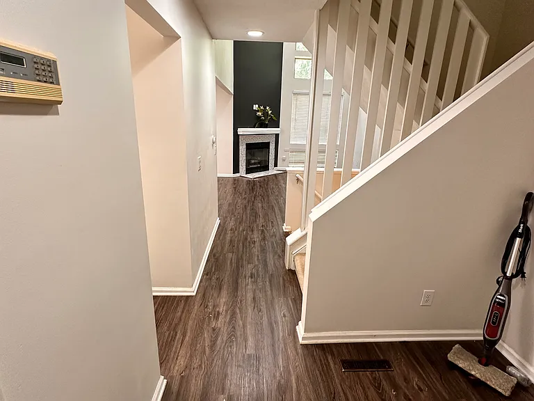 2355 Coyote Creek Dr — Photo 2