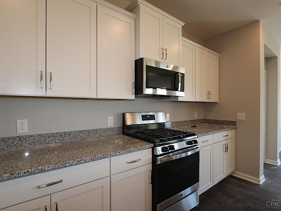 2nd image of 5011 N Castle Ct