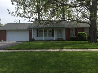 2960 Luverne Ave, Oregon, OH 43616