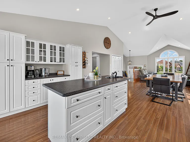 86 Golden Acres Dr — Photo 24