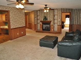 2063 Laura Dr, Semmes, AL 36575