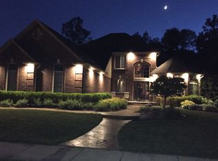 50429 Pinnacle Woods Ln, Macomb, MI