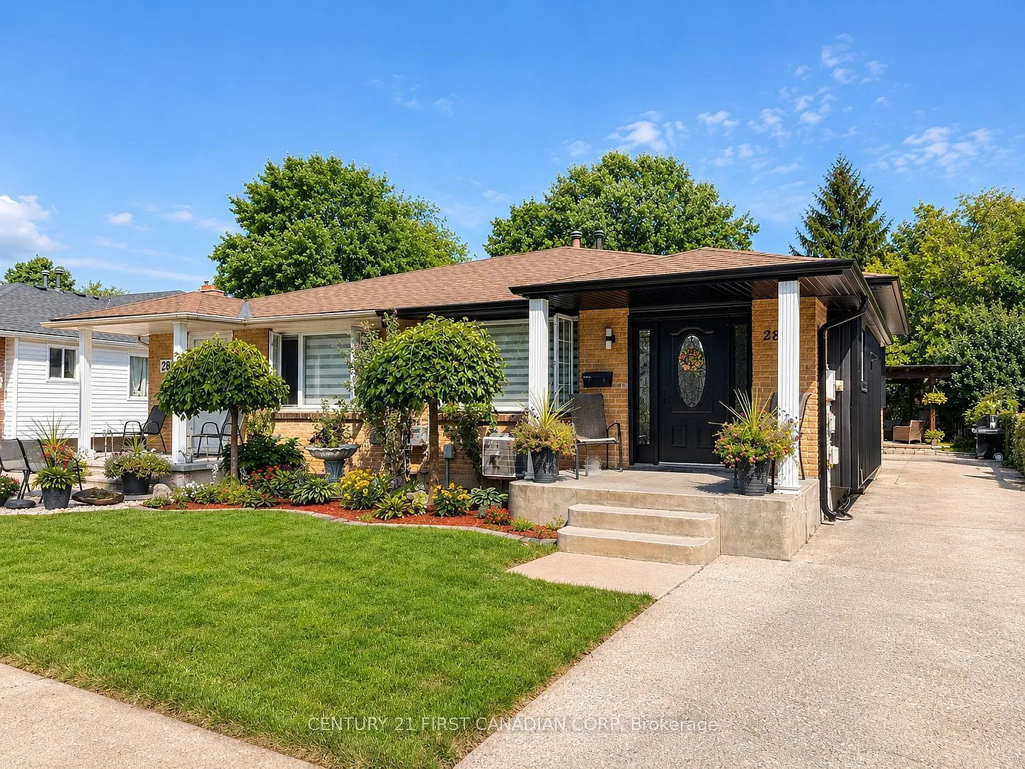 3 bed, $2,800 — Photo 1
