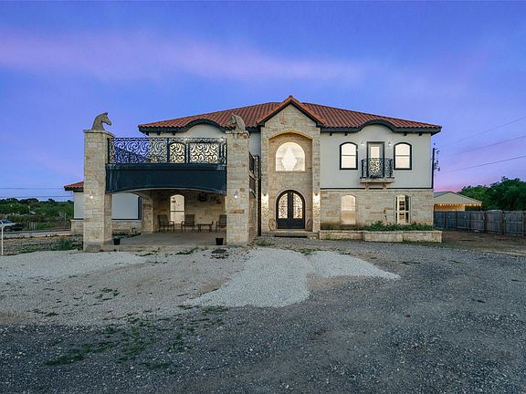2nd image of 507 Rawhide Rd