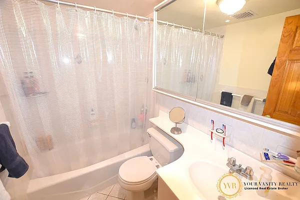 Rented by Your Vanity Realty | media 26