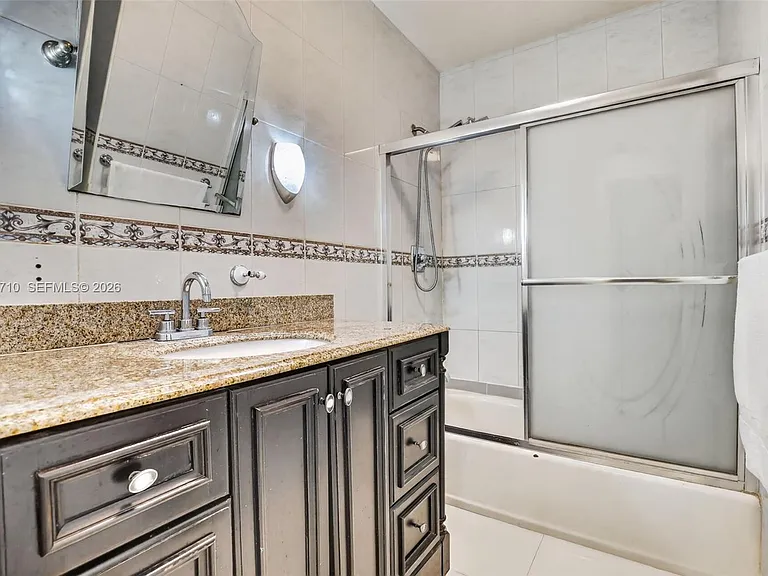 2331 Flamingo Dr — Photo 32