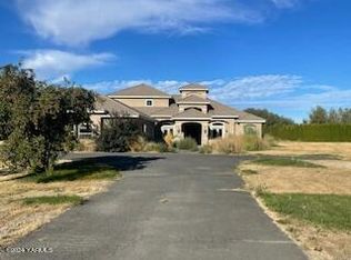 2104 Birchfield Rd, Yakima, WA 98901