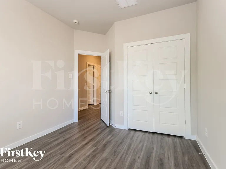 18306 W Centro Cir — Photo 16
