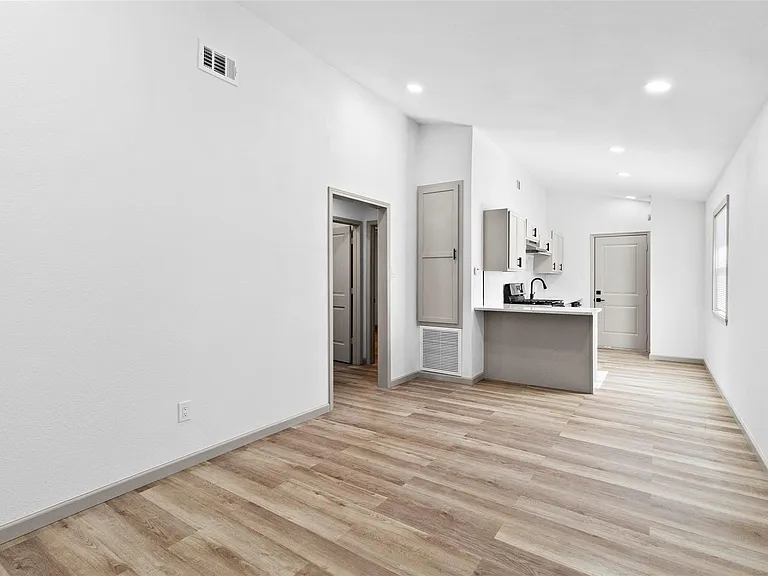 1503 Avenue P #R1 — Photo 5