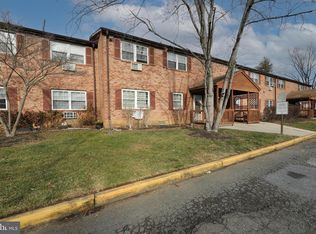 1011 Garnet Dr, Burlington, NJ 08016