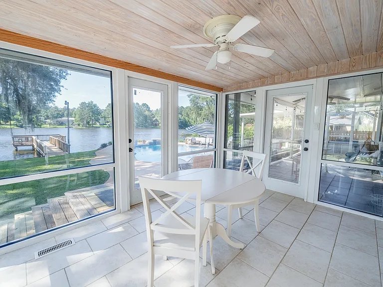 307 Doe Run Cir — Photo 103