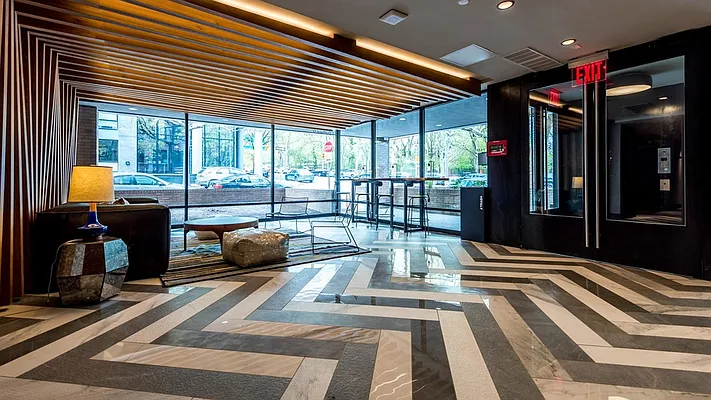 Rented by Nooklyn NYC LLC | media 113