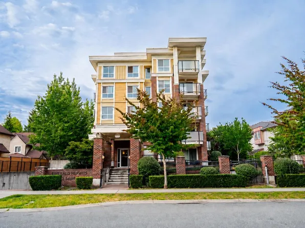 13883 Laurel Dr #313, Surrey, BC V3T 1A8