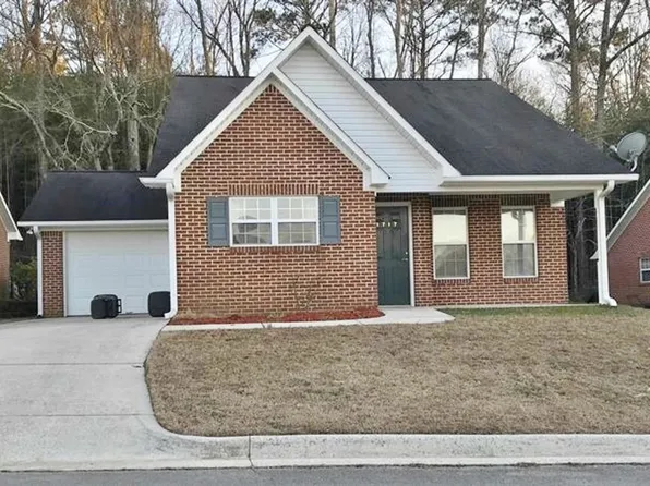 1717 Creek Cir S #E, Cullman, AL 35055