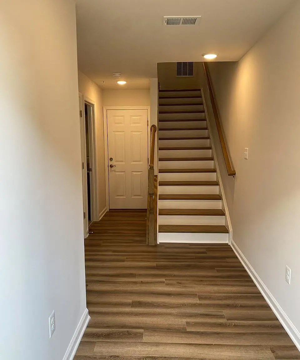 5923 Northwest Dr — Photo 3