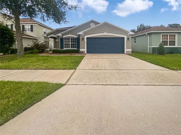 5017 Gandross Ln, Mount Dora, FL 32757