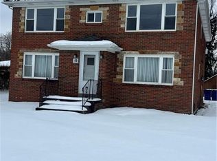 49 S Youngs Rd, Williamsville, NY 14221