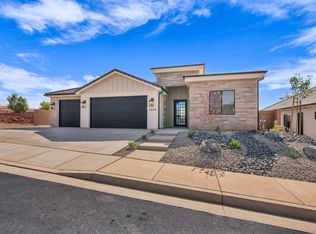 1928 N Chapman Dr, Washington, UT 84780