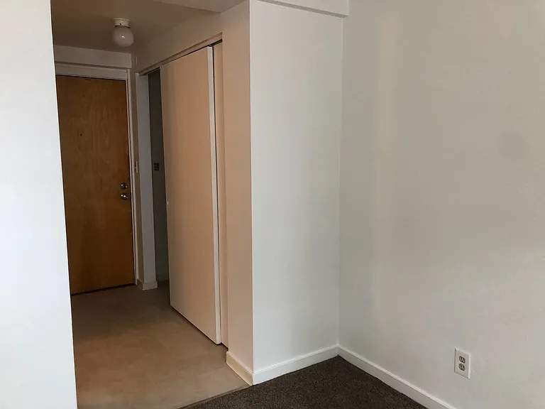 Curtiss Apartments — Photo 1