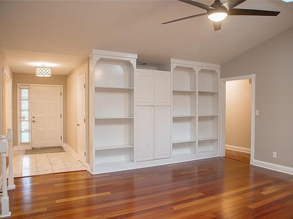 3rd image of 12246 Bent Springs Dr
