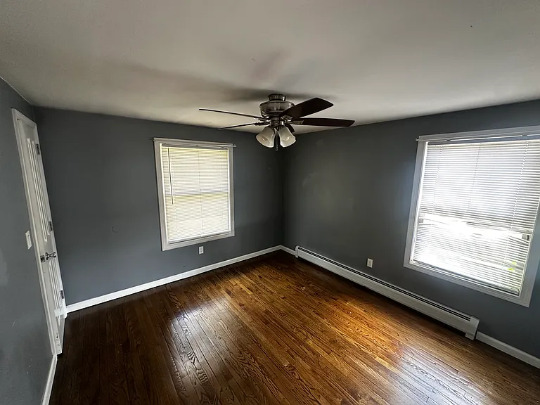 84 Ambrose St — Photo 7