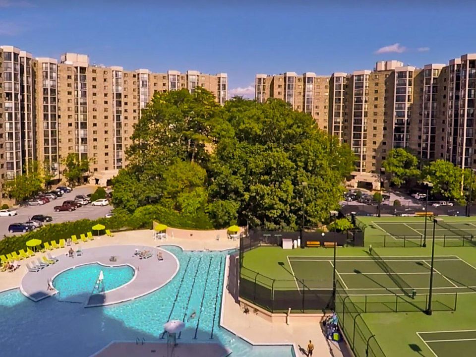 1st image of 5901 Mount Eagle Dr APT 603
