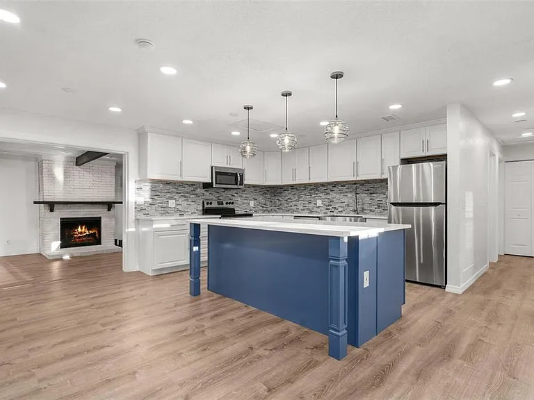 2203 Nottingham Rd — Photo 4