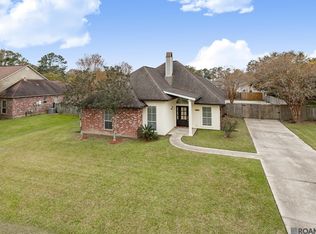 30403 Lafleur Rue, Walker, LA 70785