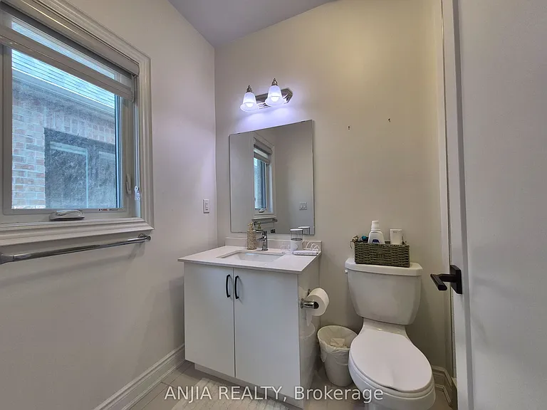 50 Meadow Vista Cres #UPPER — Photo 45